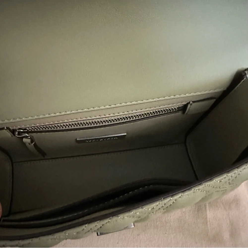 Tory Burch Olive Green Quilted Leather Shoulder Bag with Chain Strap